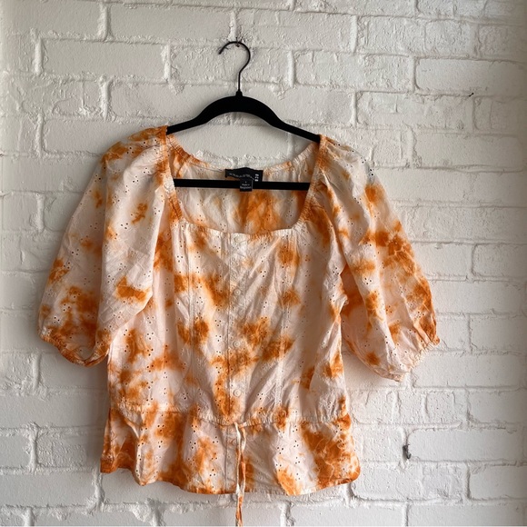 Broadway 38 Eyelet Blouse - Picture 11 of 15